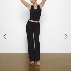 COTTON JERSEY STRAIGHT LEG PANT
SOOT